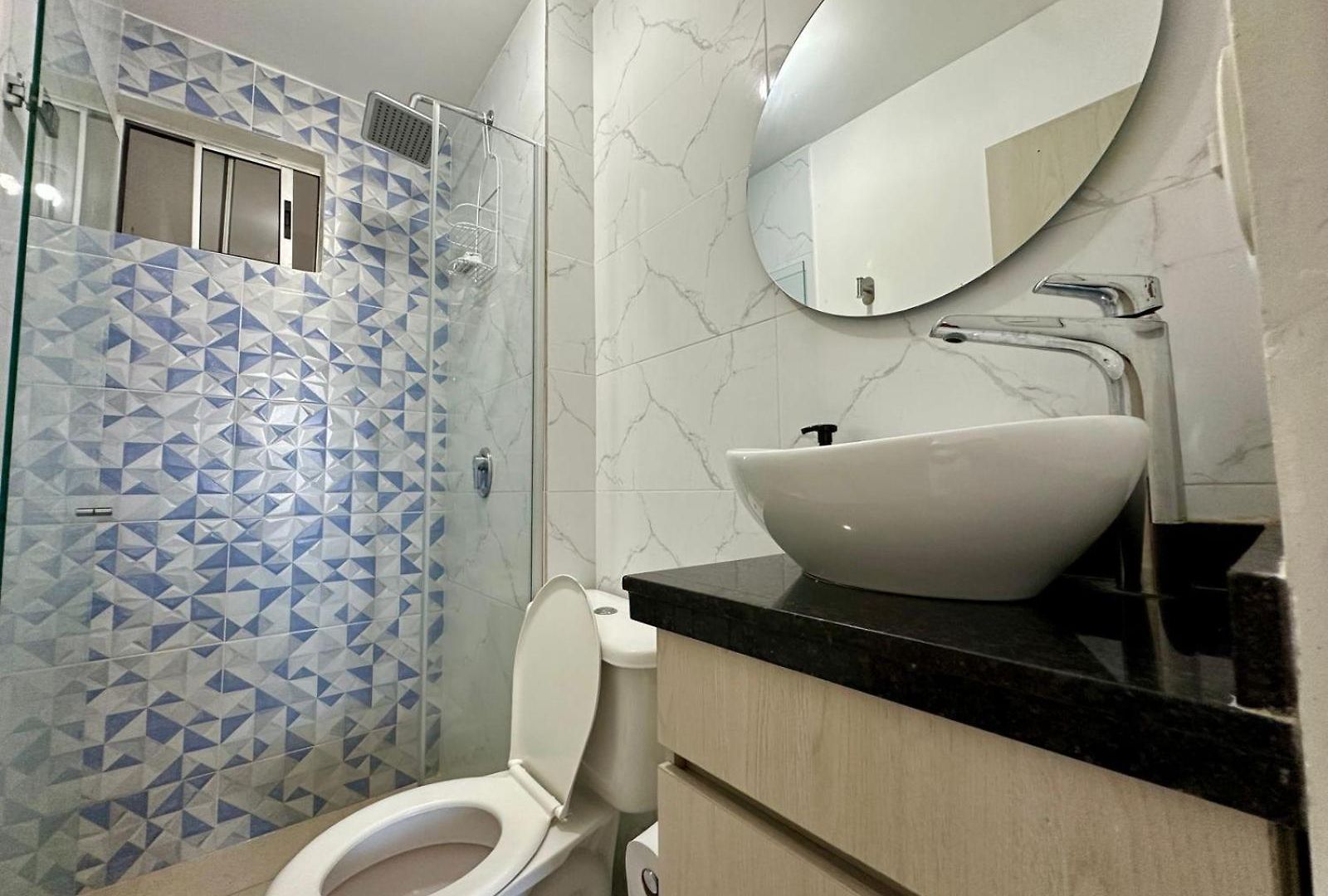 Apartamento Hermosa Vista Desde El Piso 31 Cerca A Marbella *