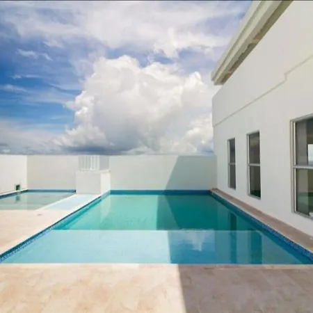 Apartamento Hermosa Vista Desde El Piso 31 Cerca A Marbella