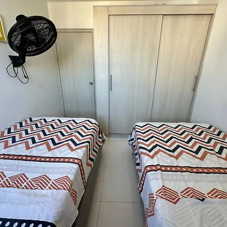 Hermosa Vista Desde El Piso 31 Cerca A Marbella Cartagena